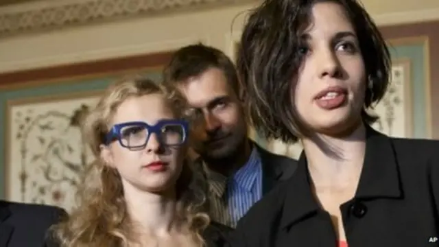 حكم على أليوخينا، وتولوكونيكوفا بالسجن عامين بعد إدانتهما بالهمجية.