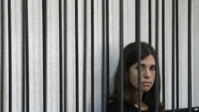 نادزدا تولوكونيكوفا خلال محاكمتها في يوليو 2013.