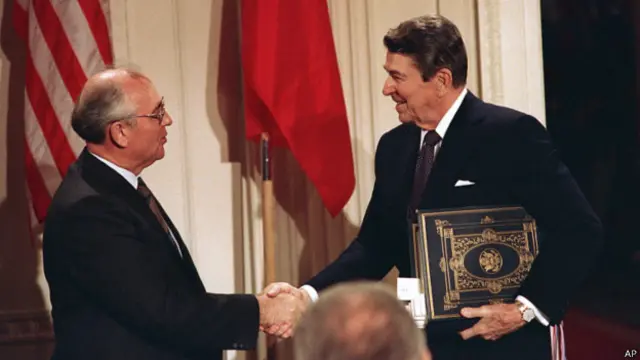 La firma del Tratado INF supuso el inicio del fin de la Guerra Fría.