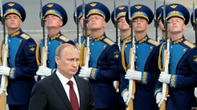 Chính quyền của ông Vladimir Putin đối mặt với các chế tài mới