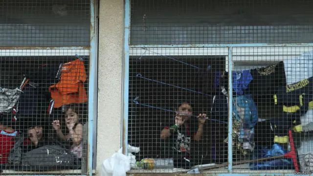 ہزاروں فلسطینیوں نے اقوامِ متحدہ کے سکول میں پناہ لی ہوئی تھی