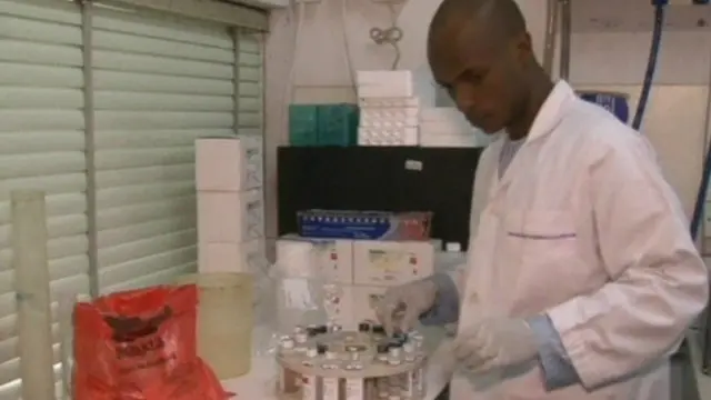 كان تصرف نيجيريا بعد ظهور أول حالة إصابة سريعا وحازما.