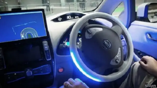 كانت وزارة النقل البريطانية سمحت بتجربة السيارات الذاتية القيادة في عام 2013.