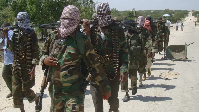 مصادر حكومية قالت إن القذائف لم تسقط في المجمع الرئاسي