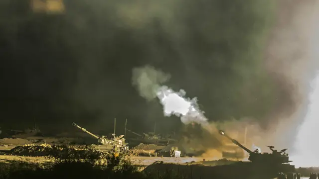 اسرائیل کے ایک سرکاری ترجمان نے بی بی سی کو بتایا: ’ہماری پالیسی ہے کہ ہم شہریوں کو نشانہ نہیں بناتے۔‘