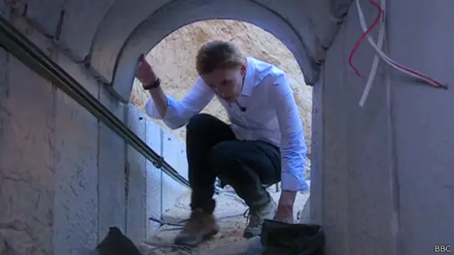 تقول حركة حماس إن الإنفاق هي شريان الحياة الرئيسي لقطاع غزة المحاصر منذ سنوات.
