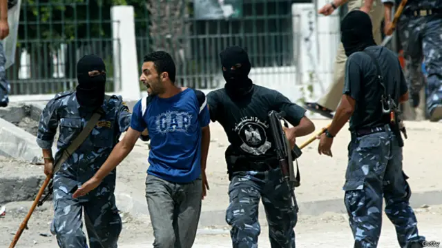 Opositor es arrestado por militantes de Hamas