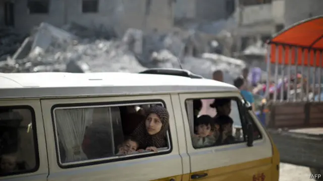 ارتش اسرائیل به ساکنان غزه هشدار داده به خانه هایشان بازگردند