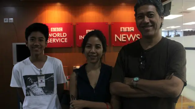 Avianti Armand bersama suami dan putra tunggalnya.