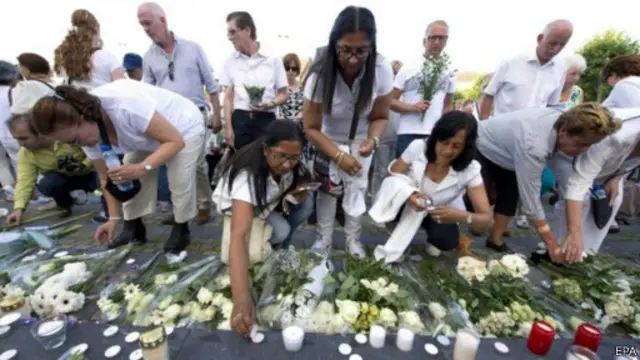 أغلب الضحايا يحملون الجنسية الهولندية. 