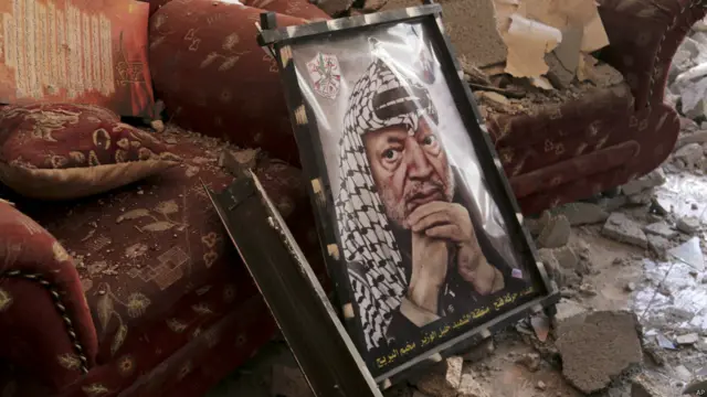 امریکی سینیٹ نے اسرائیل کے راکٹ شکن نظام آئرن ڈوم کے لیے 225 ملین ڈالر کے پیکج کی منظوری دی ہے۔ اس قرارداد کو ایوان نمائندگان کو بھی منظور کرنا ہو گا۔