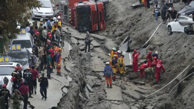 高雄市前鎮區氣體爆炸事件造成嚴重傷亡