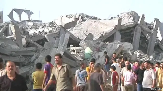 ما يقارب ربع سكان القطاع نزحوا عن منازلهم