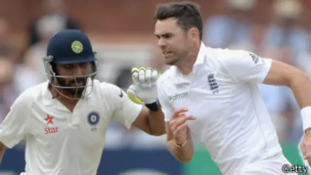 یہ واقعہ مبینہ طور پر ٹرینٹ بریج ٹیسٹ کے دوسرے دن اس وقت پیش آیا تھا جب دونوں ٹیمیں کھانے کے لیے میدان سے باہر جا رہی تھیں