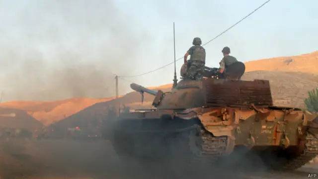 Tanque libanés entra en Arsal