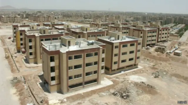 مشکل مسکن تنها با سقفی بالای سر حل نمی‌شود و باید نیازهای دیگری هم در کنار آن مرتفع شوند