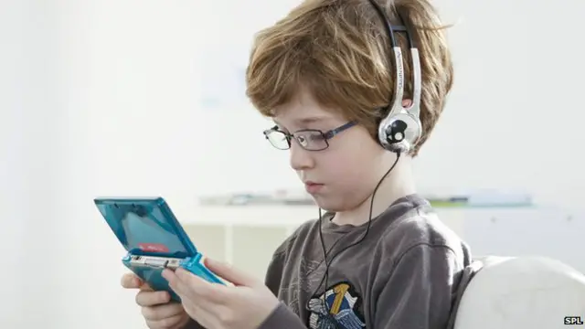 四分之三的受訪兒童說，他們每天都玩電腦遊戲。