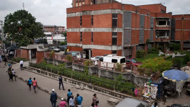 بوکو حرام کی جانب سے 2011 میں پہلی بار خودکش بمبر کا استعمال ہوا جسے 4 ہزار ڈالر سے زائد کا معاوضہ دیا گیا۔