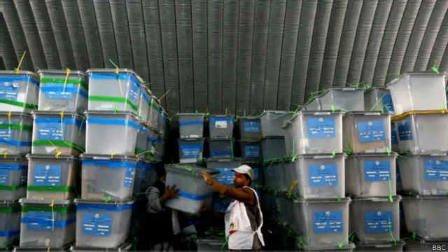 مشکلات فنی تک‌حوزه‎ای شدن حوزه‎های انتخاباتی مورد انتقاد واقع شده 