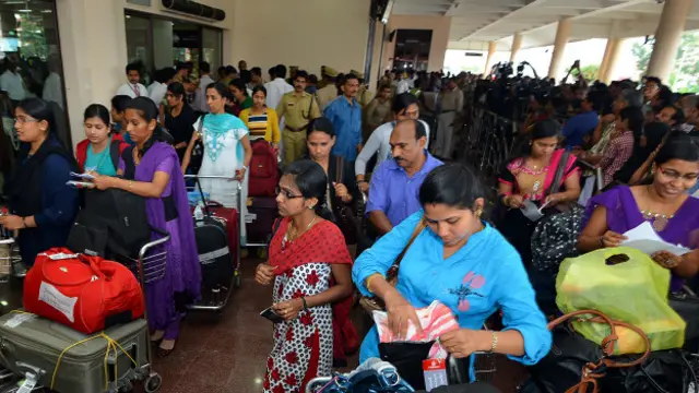 लीबिया से लौटी नर्सें 