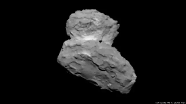 El cometa 67P a una distancia de 1.000km. ESA/Rosetta/MPS for OSIRIS Team 