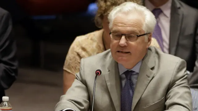 Виталий Чуркин предложил конвои с российской гуманитарной помощью