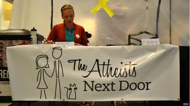 Tidak semua mahasiswa ateis telah memberitahu orang tuanya tentang pilihannya itu.