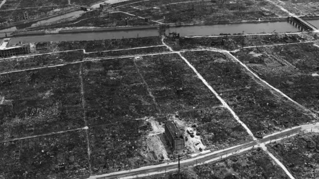 परमाणु हमले के बाद सितंबर, 1945 में हिरोशिमा की तस्वीर