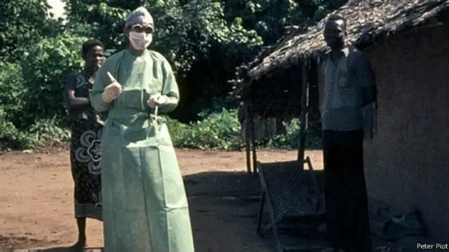 Piot descubrió el virus del Ébola en el Congo en 1976.