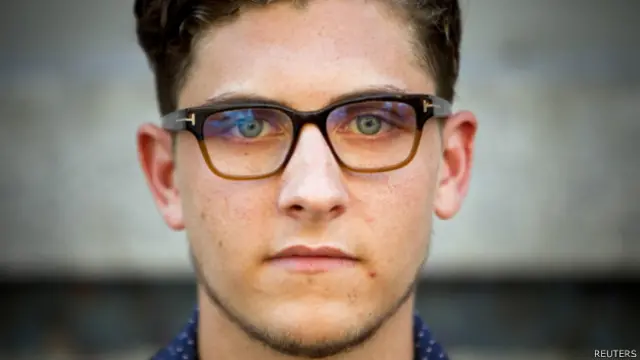 加拿大夫妇的儿子西米恩（Simeon）