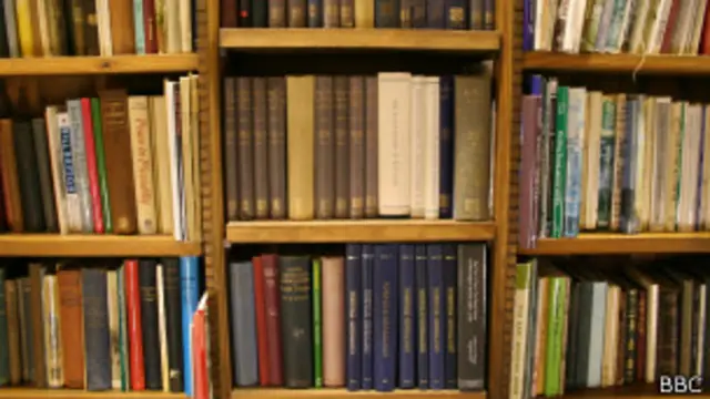 Книжные полки