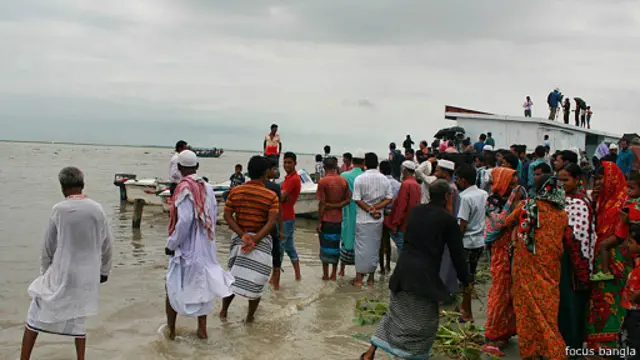 வங்க தேசத்தில் பல ஆறுகள் ஒடுகின்றன