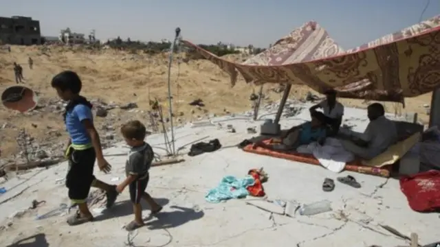 持续四周的暴力冲突,使加沙人民急需食物、住所和医疗用品。