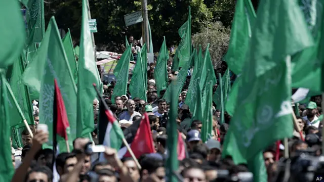 حماس کا مطالبہ ہے کہ اسرائیل پہلے غزہ کا محاصرہ ختم کرے