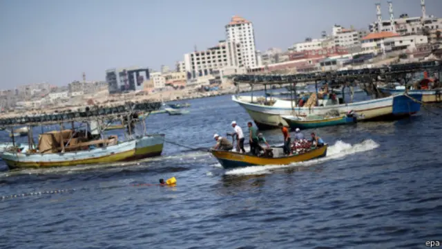رفع محاصره غزه به خصوص بازگشایی بنادر آن از جمله شرطهای حماس برای تمدید آتش‌بس است