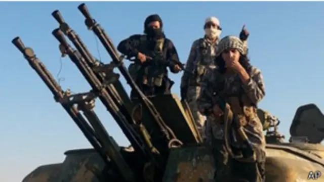 تنظيم "الدولة الاسلامية" اصبح يسيطر على معظم اراضي محافظتي الرقة ودير الزور