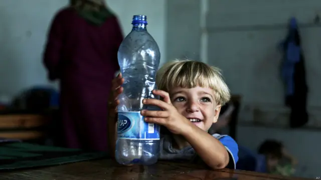 ग़ज़ा, संयुक्त राष्ट्र का स्कूल, शरणार्थी परिवार