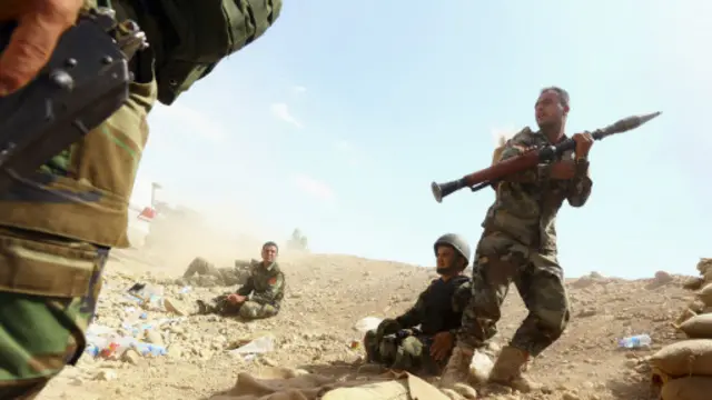 前一日，美国总统奥巴马授权此次袭击。但美国表示，其不会派地面部回伊拉克参战。