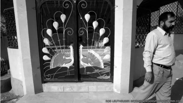 मालक तूस