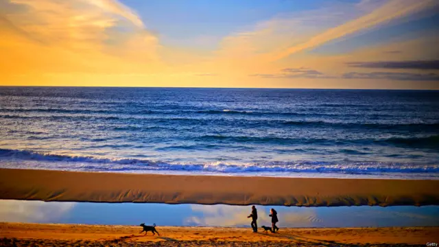 1707 میں برطانیہ کا حصے بننے والے سکاٹ لینڈ میں 790 خوبصورت جزیرے ہیں۔ سکاٹ لینڈ اپنی سیاحت کی وجہ سے بہت مشہور ہے۔ ایک حالیہ سروے کی مطابق 85 فیصد لوگوں کا خیال ہے کے آّزادی سے سکاٹ لینڈ میں سیاحت کی صنعت پر کوئی اثر نہیں پڑے گا۔