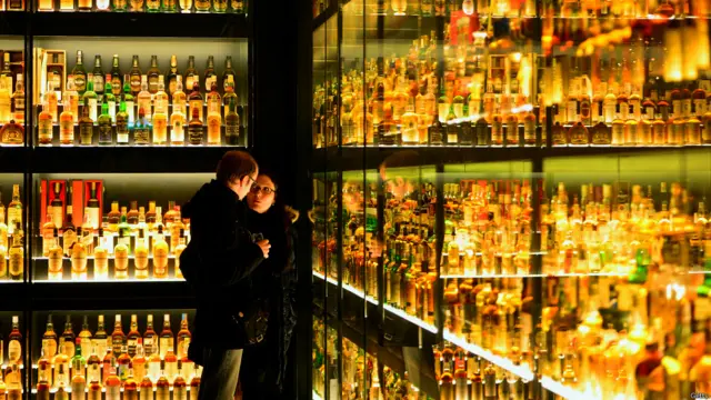  دنیا کی مشہور ترین شراب کی قسم سکوچ وسکی بنانے والے سکاٹ لینڈ کی آزادی سے برطانیہ کے شراب کے درآمد پر بھی بہت گہرا اثر پڑے گا۔