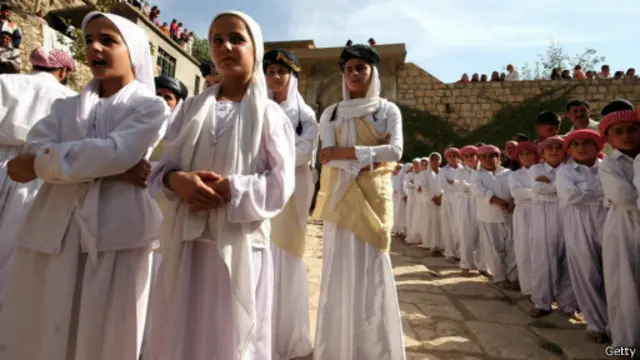 دختران یک مدرسه ایزدی