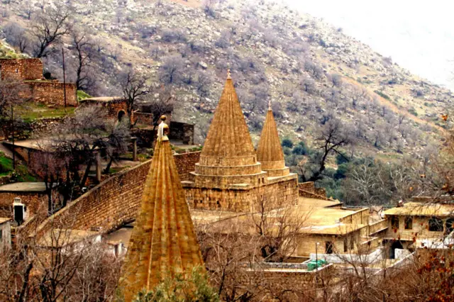 Rossiyalik talabalarning pul uchun olib ketilayotgani aks etgan pornografik tasvirlar