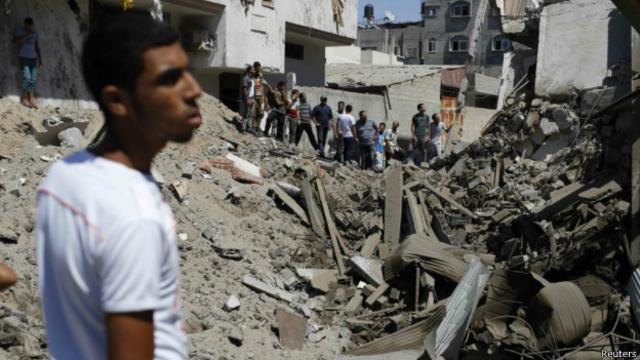 Разрушения в районе Зейтун в секторе Газа после израильского обстрела в пятницу 8 августа