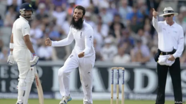 پہلی اننگز کی طرح دوسری اننگز میں بھارت کا آغاز اچھا نہ تھا اور صرف 26 رنز کے مجموعی اس کی پہلی وکٹ گر گئی