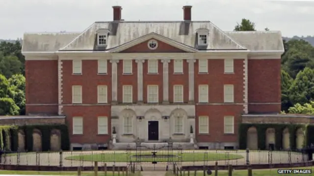 “志奋领府邸”（Chevening House Estate），占地面积3500英亩。