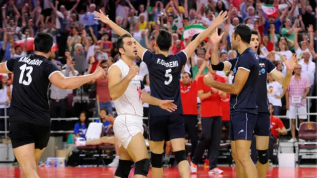 Federasi Bola Voli Internasional mencabut hak Iran untuk menggelar turnamen berskala dunia.