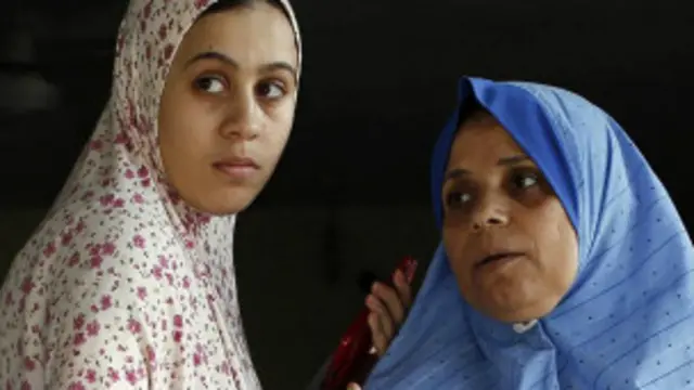 ग़ज़ा में संघर्ष के कारण अब तक 1900 से ज़्यादा फ़लस्तीनी मारे गए हैं