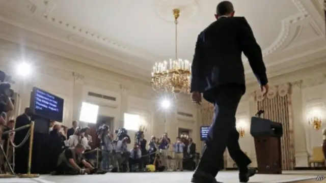 في خطاب قصير للأمة أعلن أوباما اتخاذ خطوات عسكرية في العراق. 