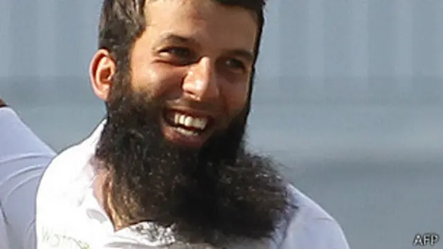 मोईन अली, क्रिकेट, इंग्लैंड